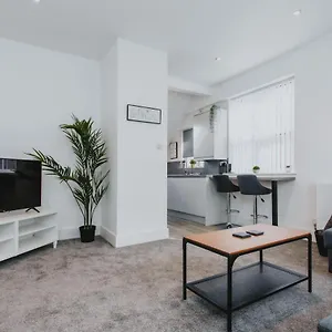 1 Bed Stylish City Flat 2nd Floor Close To City Centre With Free Parking, King Size Bed & Wi-fi , Nottingham United Kingdom