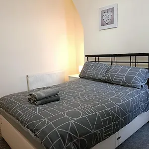 Bright, Comfortable Home, Convenient For Centre , Liverpool United Kingdom