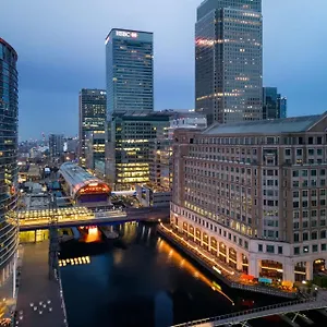 Marriott Canary Wharf Отель Лондон