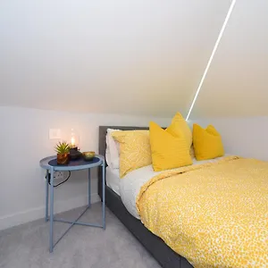 Super Cool Luxury Studio Near The Beach - Smart Tv, Fast Wifi , Bournemouth United Kingdom