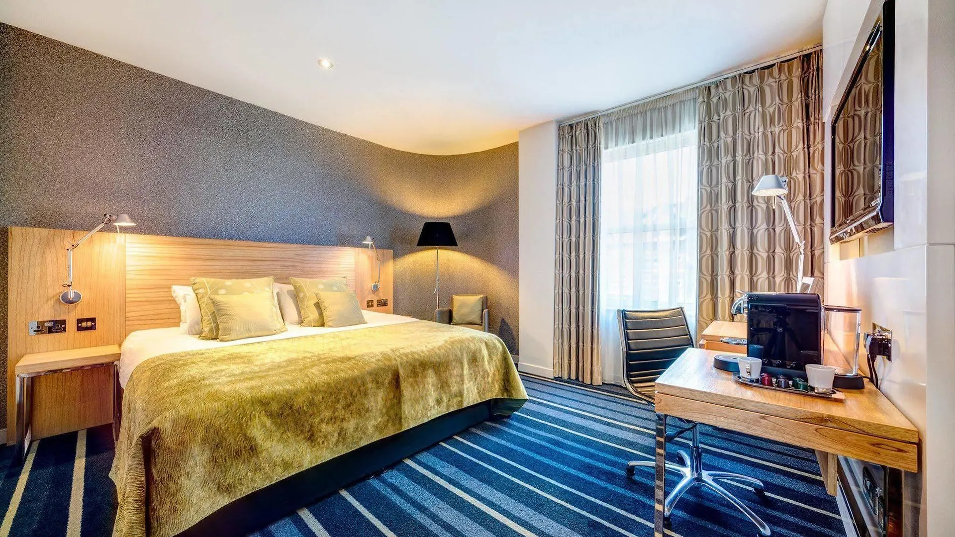 Apex City Of Edinburgh Hotel